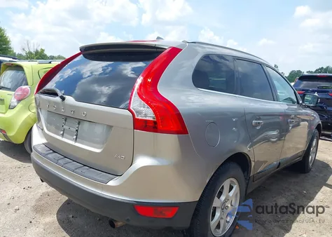 2012 Volvo Xc60 3.2 Platinum/3.2 Premier/3.2 Premier Plus/3.2L from USA, damaged, VIN YV4952DZ8C2259936